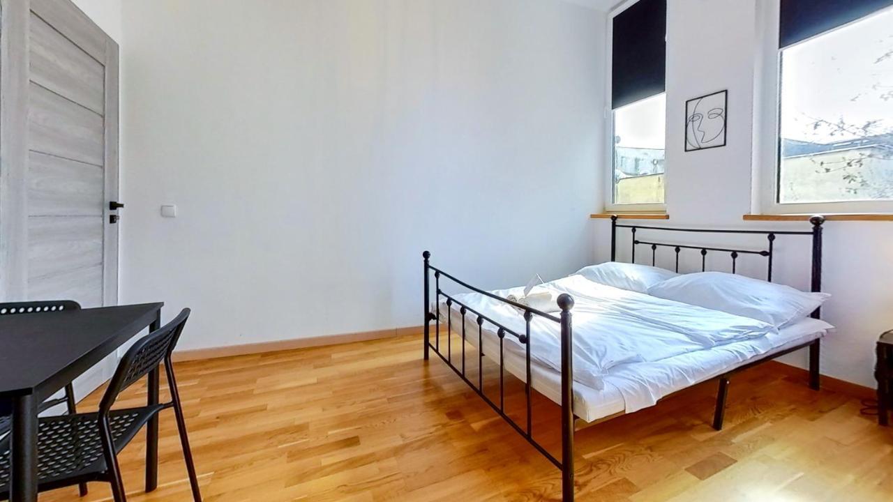 Roomspoznan Pl - Apartamenty I Pokoje Polwiejska 20 - 24H Self Check-In Экстерьер фото