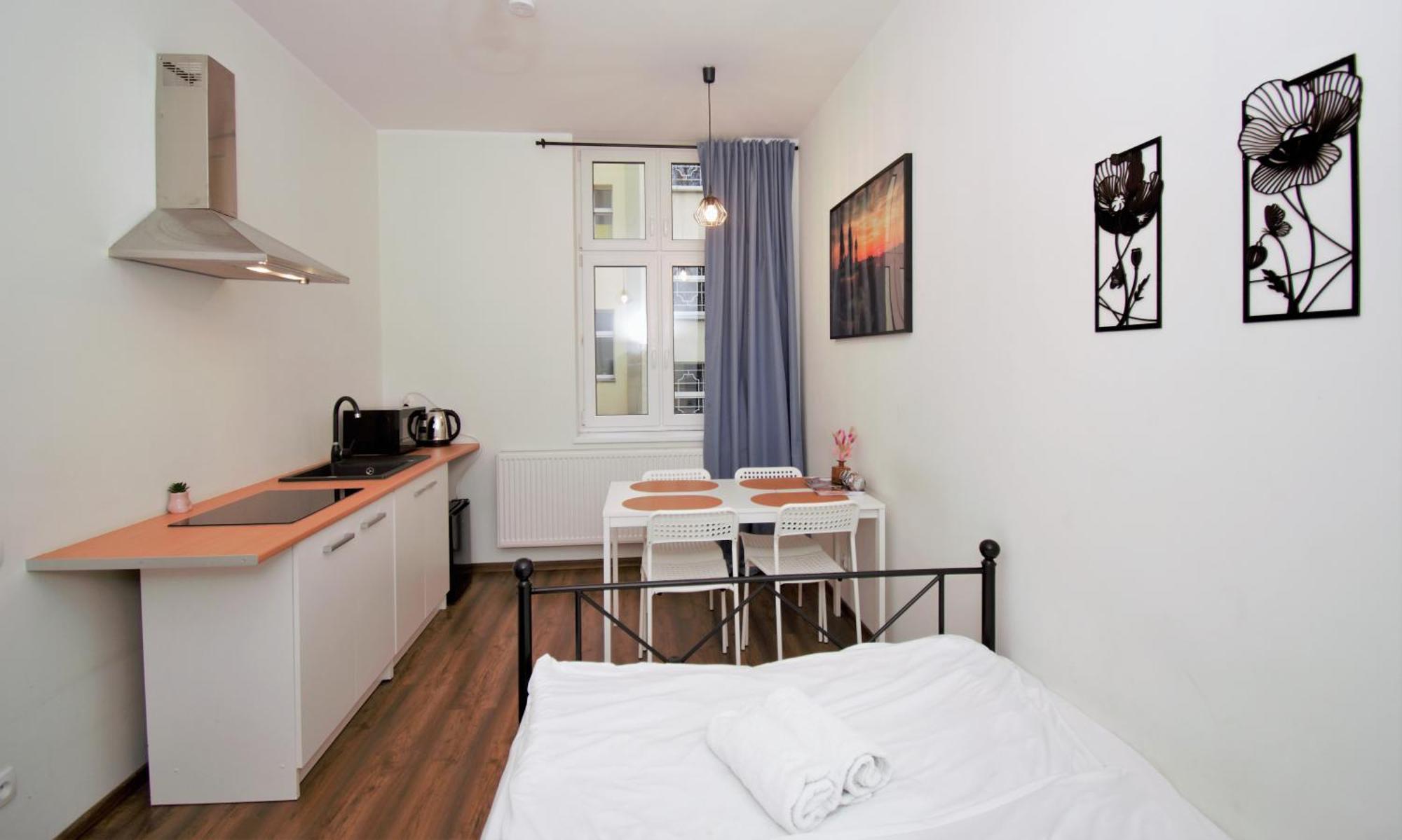 Roomspoznan Pl - Apartamenty I Pokoje Polwiejska 20 - 24H Self Check-In Экстерьер фото
