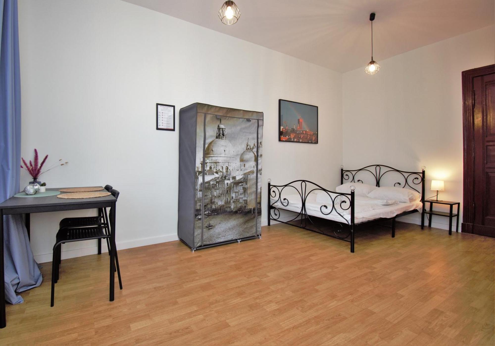 Roomspoznan Pl - Apartamenty I Pokoje Polwiejska 20 - 24H Self Check-In Экстерьер фото